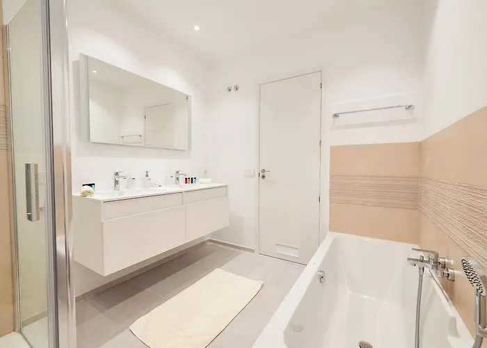 Timanfaya Colinas De Menceyes Palm-mar